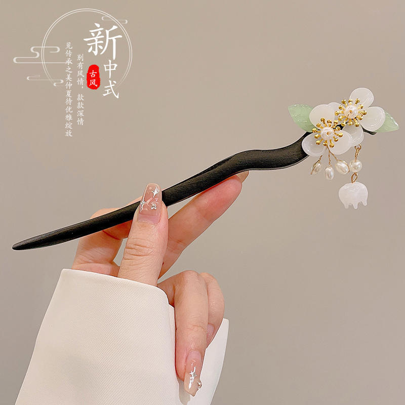 新しい中国風の合金の花のヘアピン、古代スタイルのヘアピン、ハイエンドの軽い高級タッセルヘアピン、ヘアアクセサリー卸売|undefined