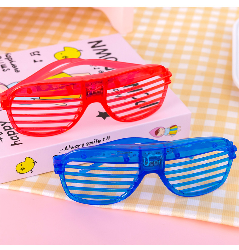 百叶窗眼镜_11.jpg?x-oss-process=image/format,png