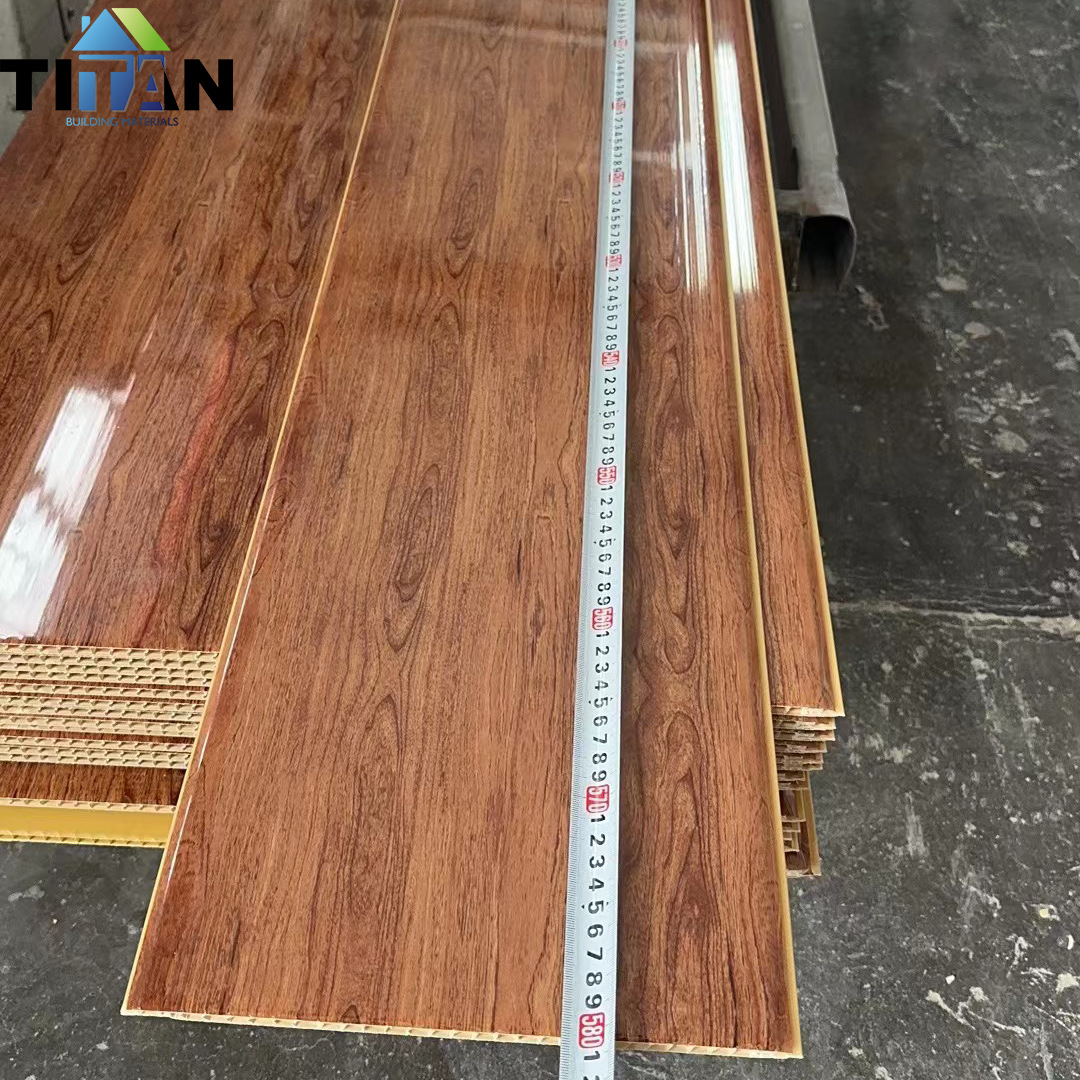 Exportación de comercio exterior Dalles De Plafond Techo de madera Tablero de pared de pvc Techo de refuerzo