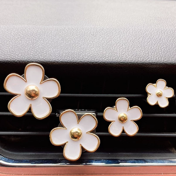 A white set (delivery fragrant piece)