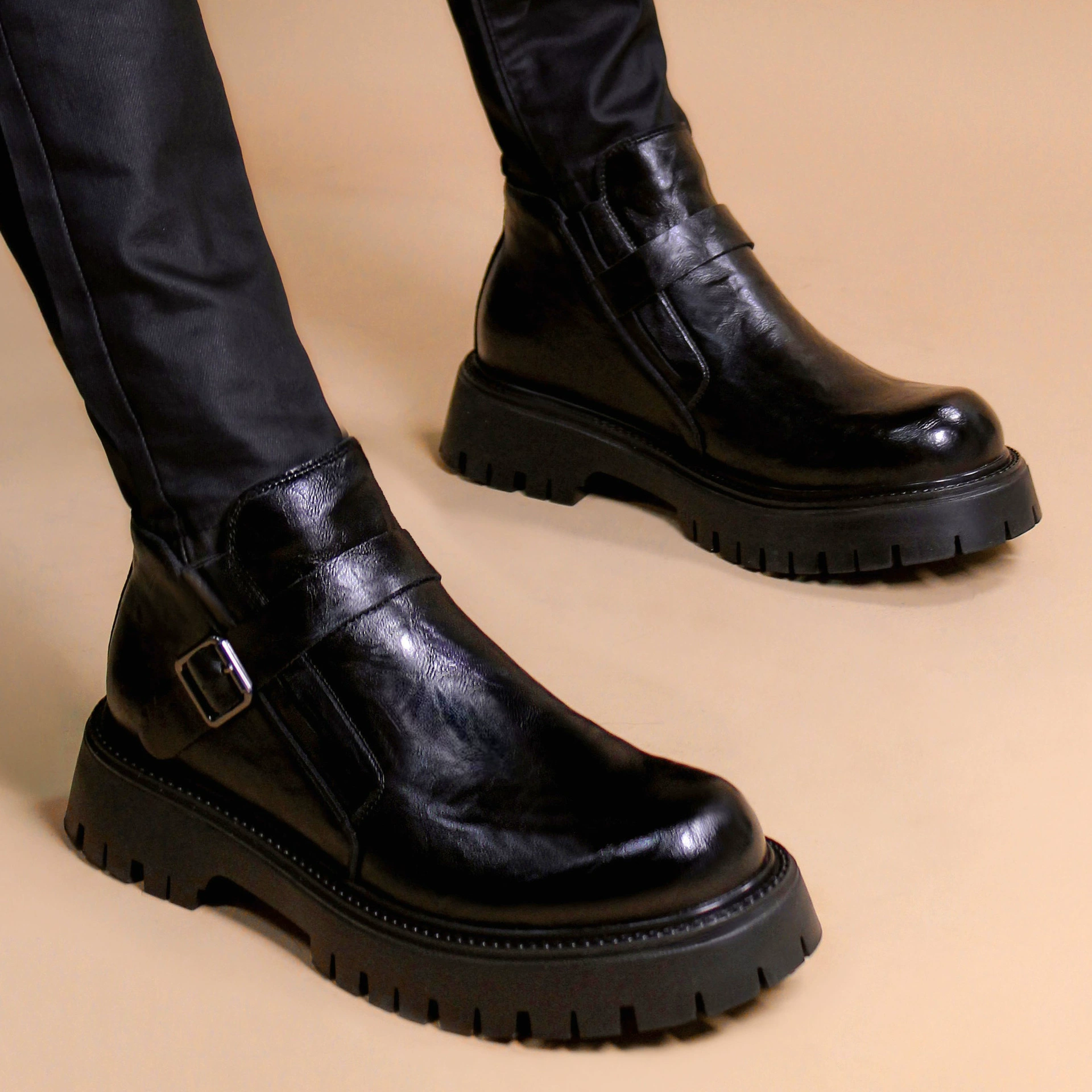 Мужские ботинки Мартин на толстой подошве, средней высоты, в британском стиле, челси, повседневные кожаные туфли, модные ботинки, удобные.