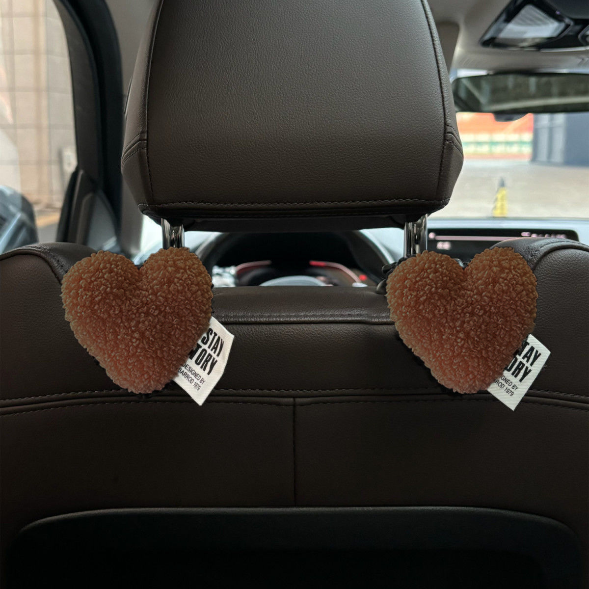 Coche felpa amor asiento de coche trasero gancho lindo asiento de coche trasero almacenamiento multifuncional suministros de coche