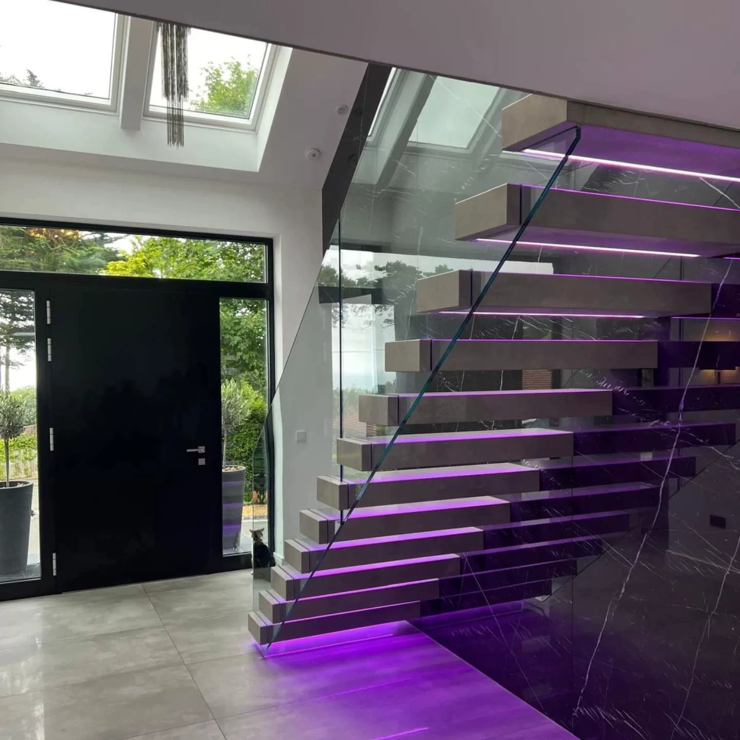 12-миллиметровое цельное стеклянное ограждение для дома, обработка края стекла, стильное стеклянное украшение для дома, ударопрочное стекло