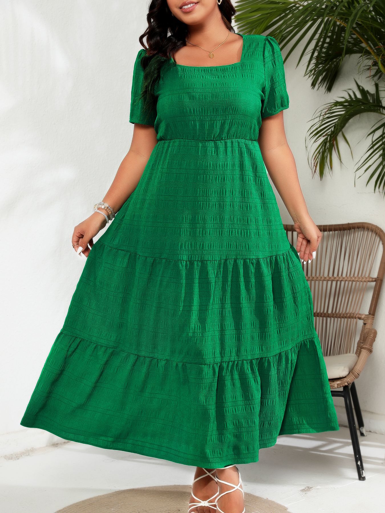 318g Weight Wholesale Vacation Backless Solid Color Casual Holiday Square Neck Short Sleeve Swing Dress