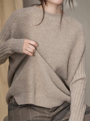 Europe station Autumn and winter new pattern Cashmere sweater T-shirts Twist sweater Lazy Easy thickening Socket knitting Base coat