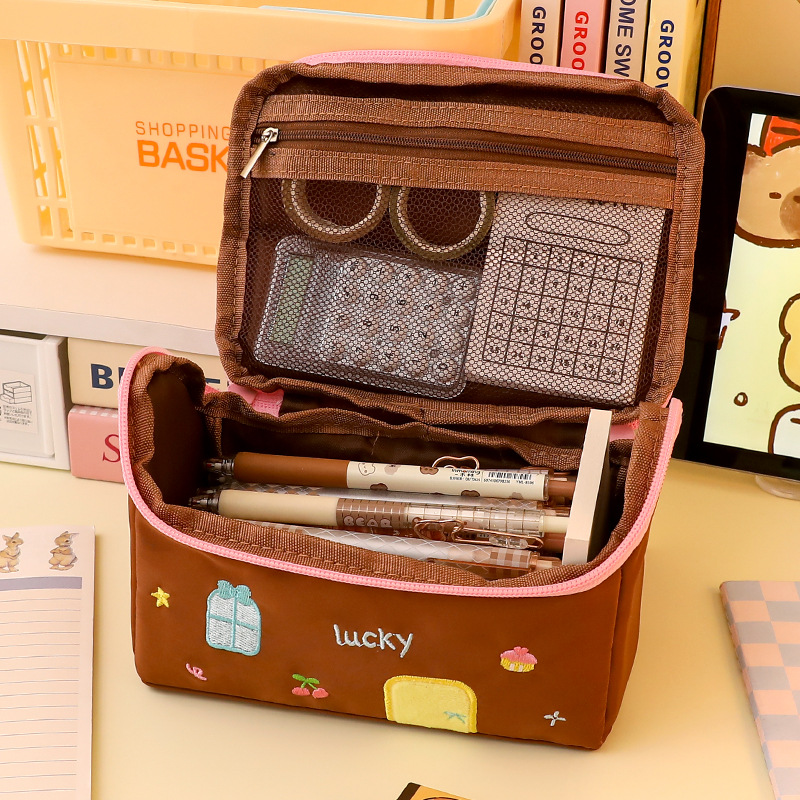 Casa pequeña bolsas de bolsillo de gran capacidad bolsas de papelería de alto valor facial bolsas de almacenamiento para niñas clasificadas bolsas de maquillaje al por mayor