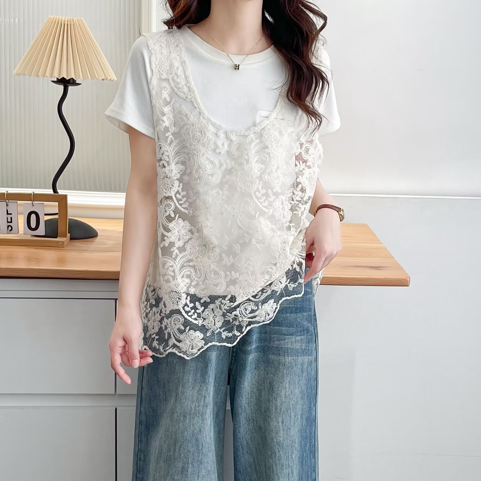 2025 summer plus size new Korean fashion 100.00kg fat sister stacked lace vest foreign style jacket 7107