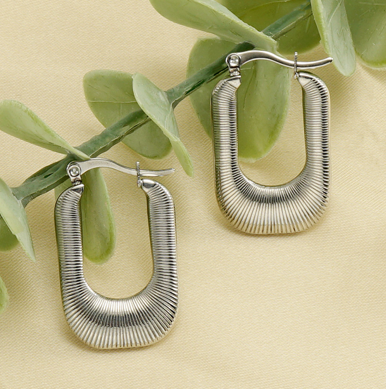 304 Stainless Steel Ear Needle Material 18K Gold Plated Plating Material Fashion U Shape Titanium Steel Plating Hoop Earrings 1 Pair