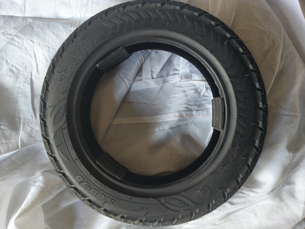 电车300－10轮胎防滑耐磨真空胎汽车级轮胎