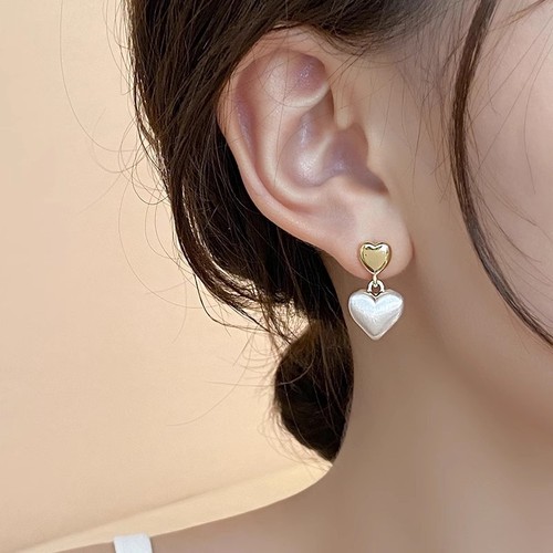 Fever-style dual heart earrings, niche design, lightweight luxury, high-end earrings for women, new minimalist and elegant earrings