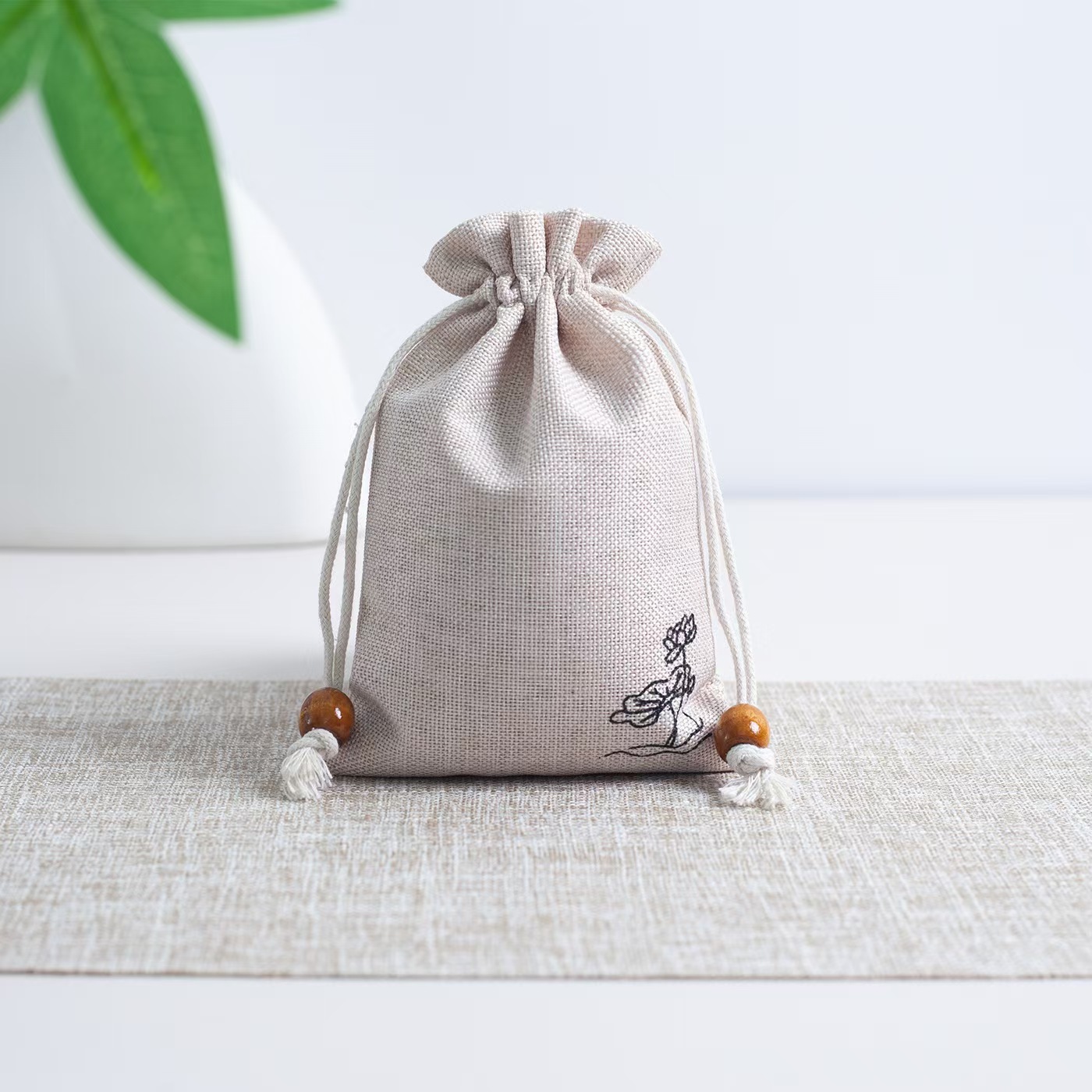 Masaje de salud, herramientas de combinación de aceites esenciales, cosméticos de belleza, comentarios de clientes, regalos para la celebración de apertura