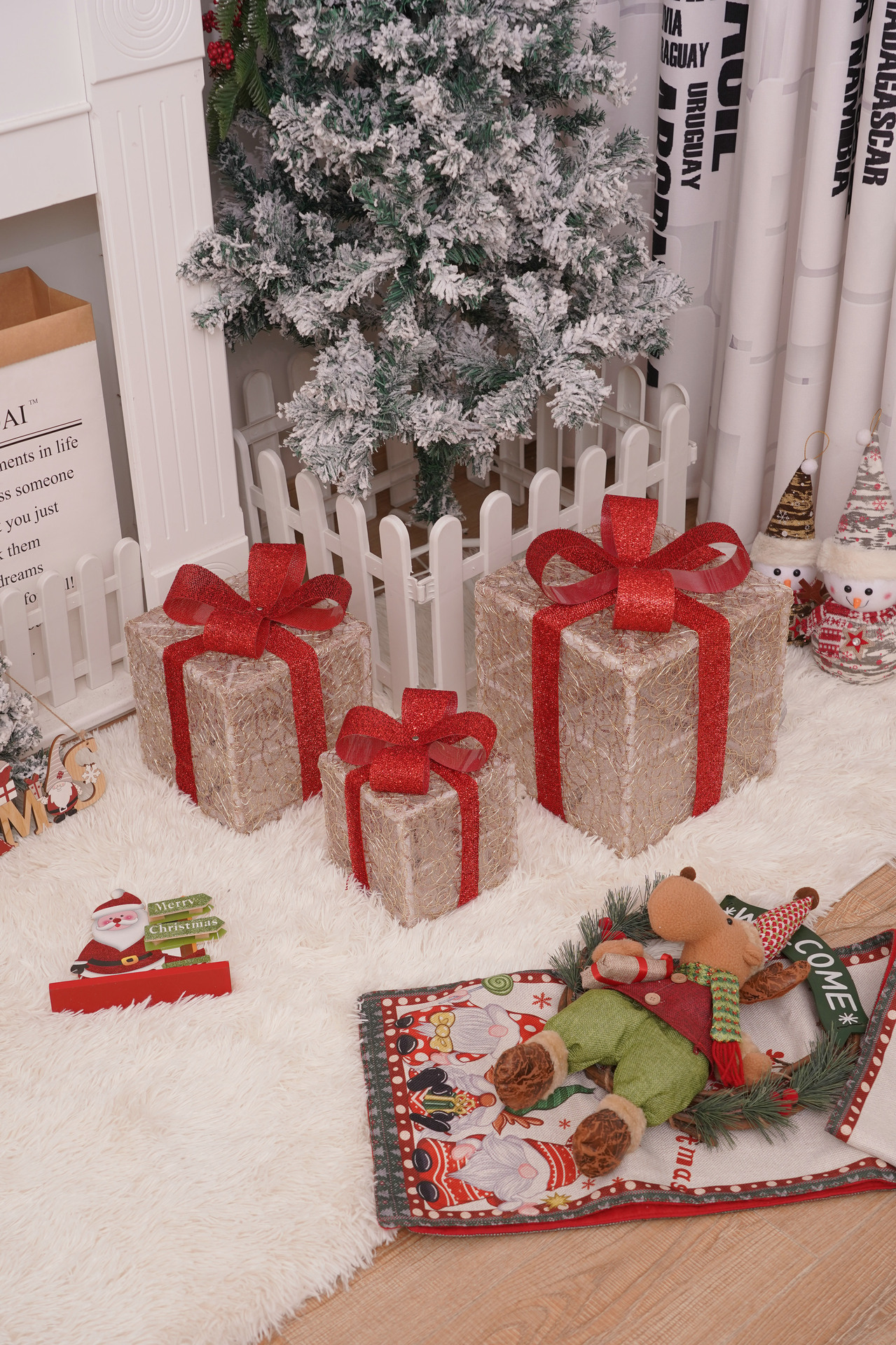 Luces navideñas nuevas de 2025, juego de tres piezas en caja de regalo navideña, productos navideños, accesorios de decoración para fiestas de cumpleaños, adornos.