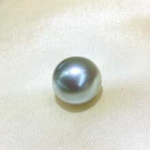 天然海水大溪地黑珍珠稀有独特牛油果绿色泽 13-14mm圆强光