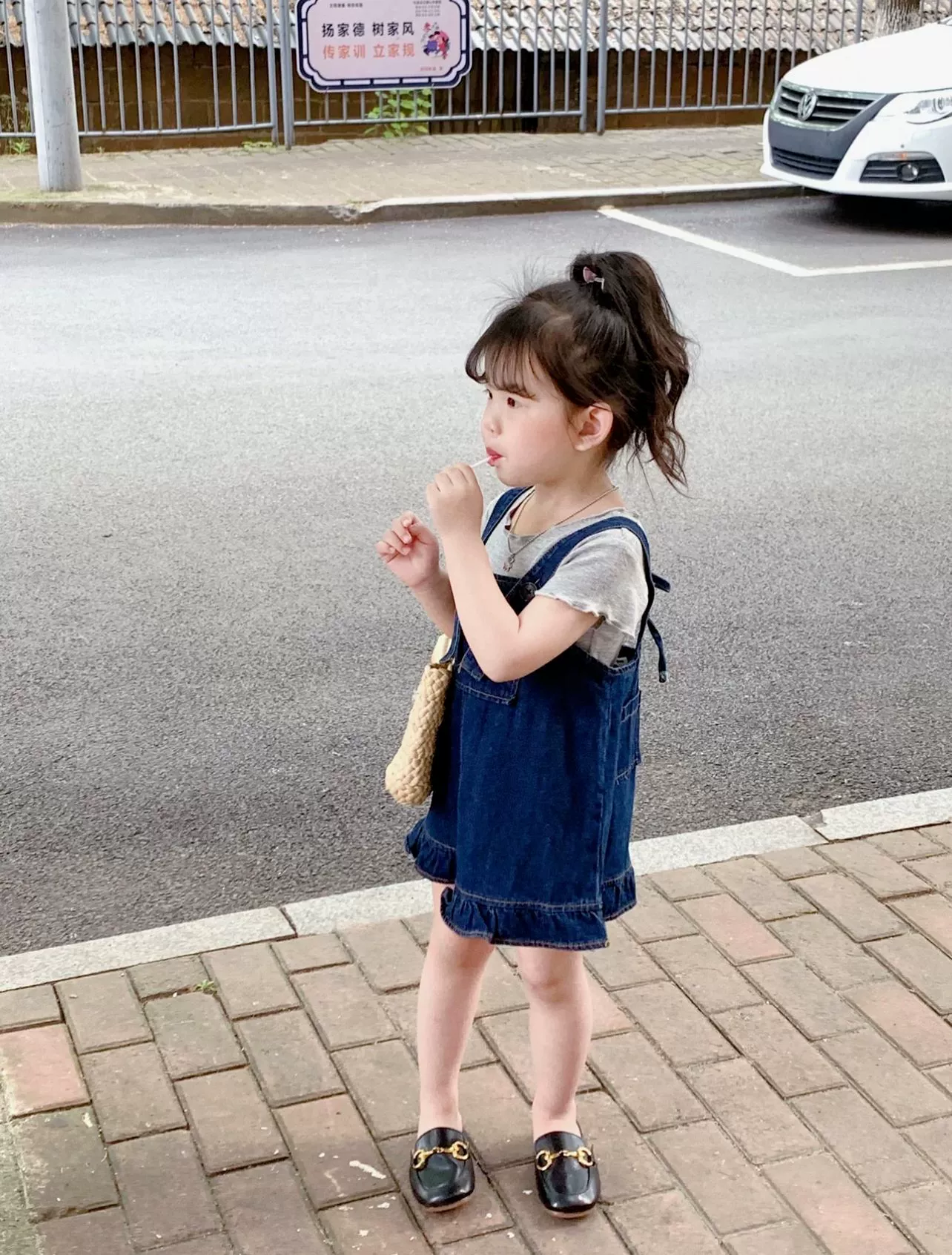 Summer short sleeve T-shirt, denim summer dress, children's clothing