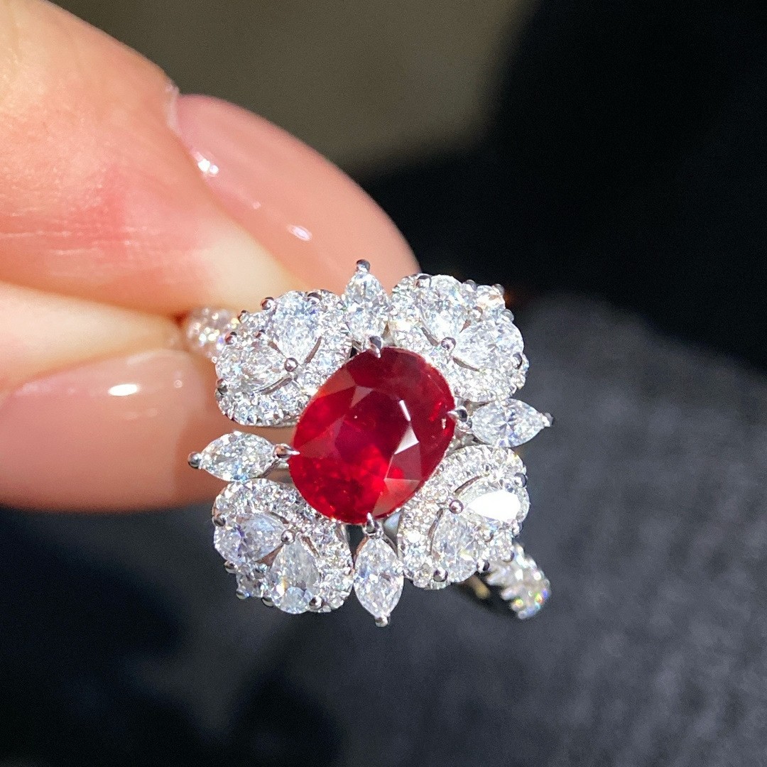 Organic ruby stone inlay