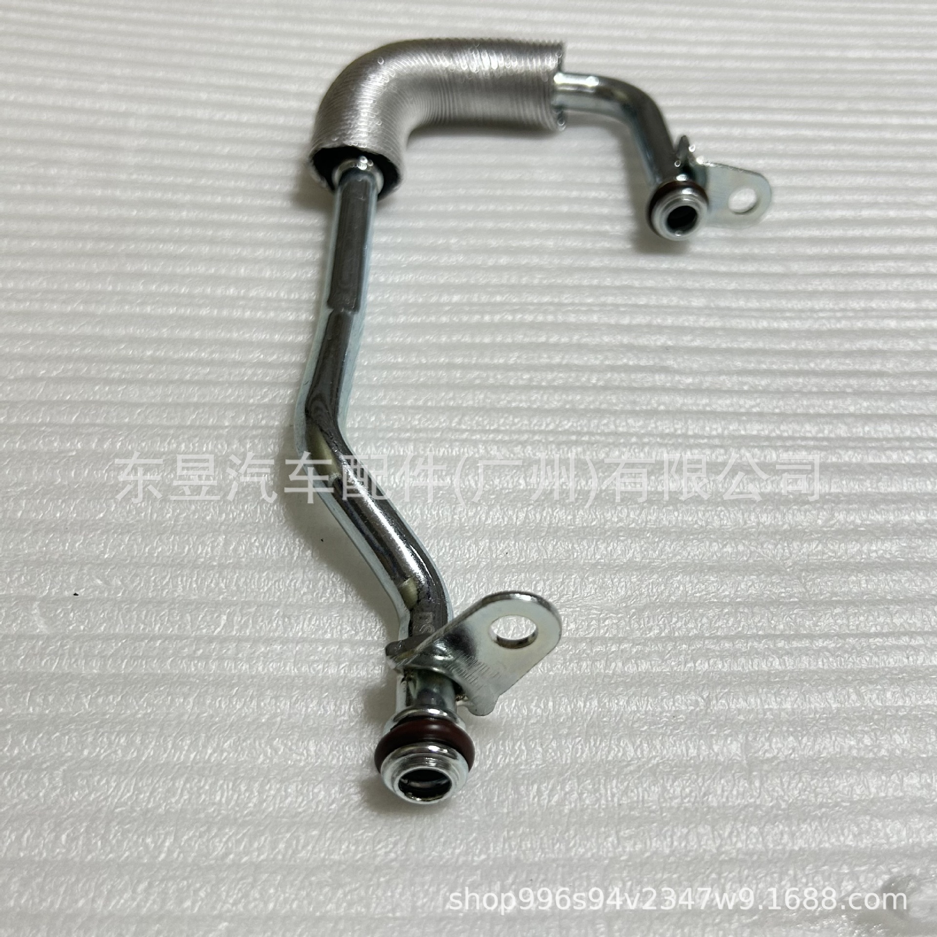 Suitable for Mercedes-Benz M274 Engine Turbocharger Water Pipe, Water Inlet Pipe 2742030002 2742031100