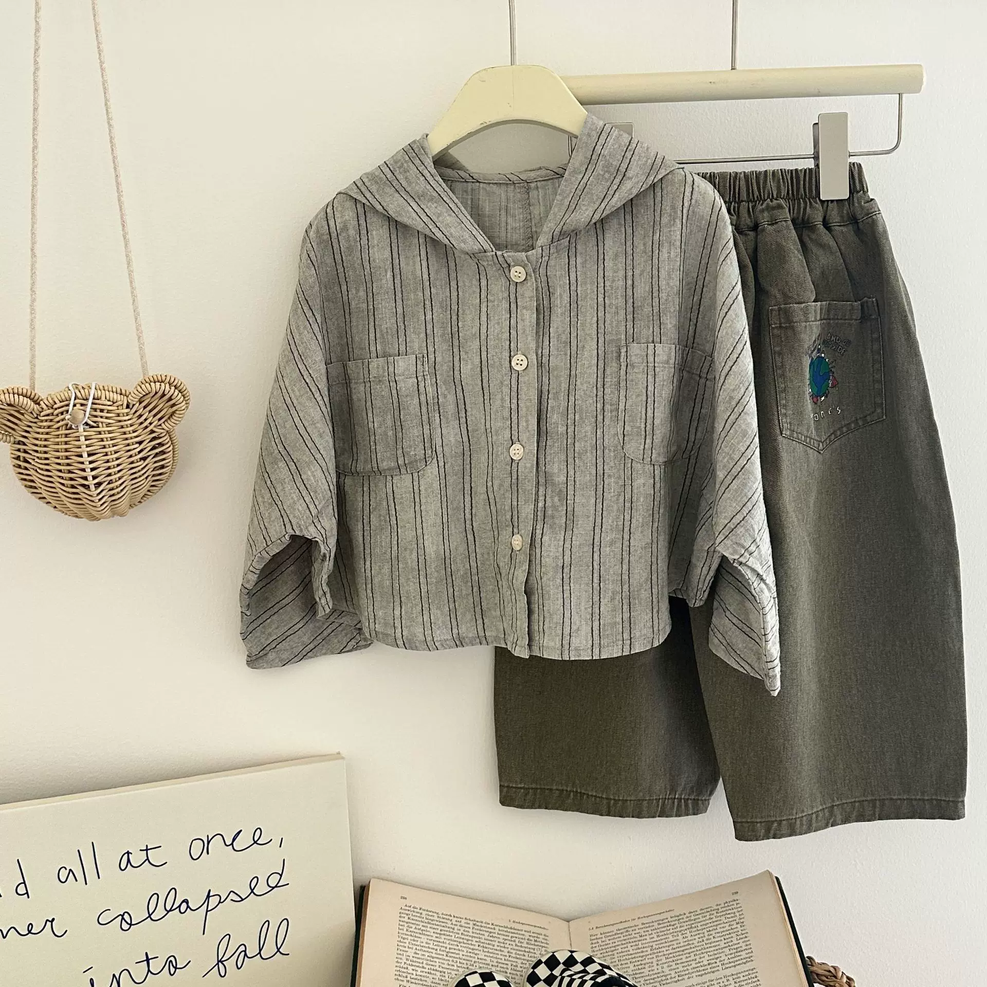 蒙田儿童亚麻春秋新品条纹衬衫 男女童连帽上衣童装 透气轻薄开衫