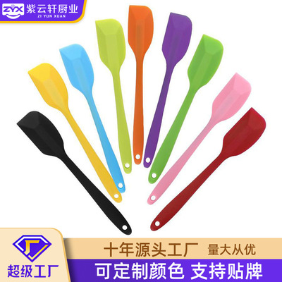 factory customized baking tool goods in stock Multicolor All inclusive silica gel one scraper trumpet Butter