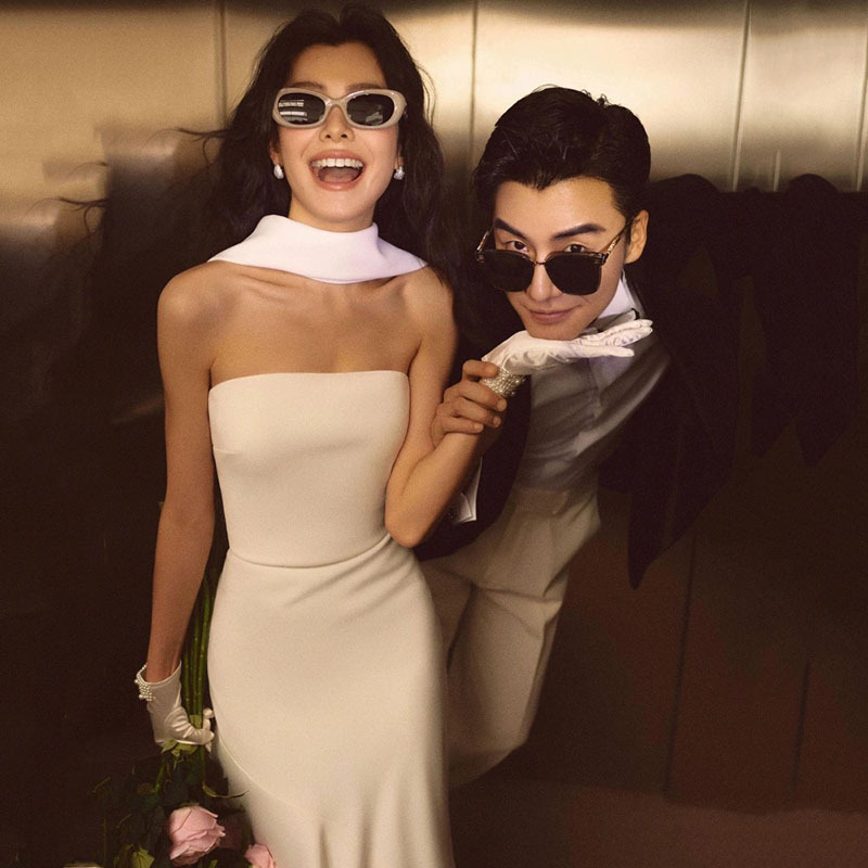 French-Style Evening Dress for Women, White Satin Mermaid Strapless, Simple and Elegant Travel Photography Light Wedding Robe, Bridal High-End Feel