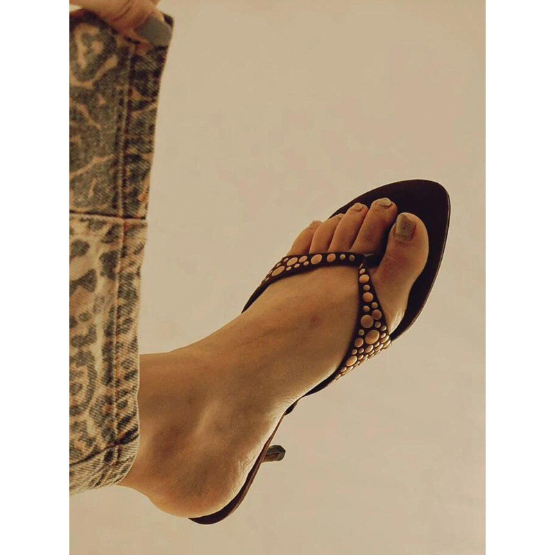Suede mule with studs