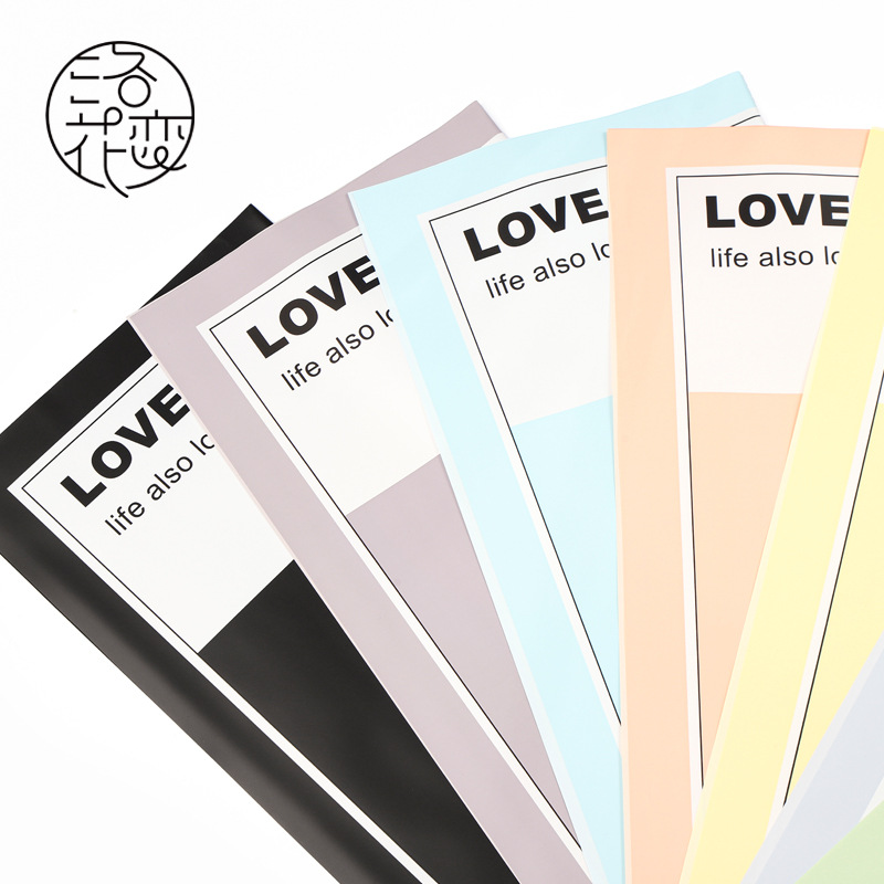 Nuevos productos abrazar amor estilo británico flor de papel de embalaje ramo flor de papel de embalaje florista material de embalaje en stock al por mayor