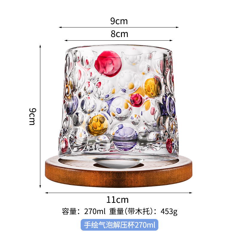 나무 받침대가 있는 손으로 그린 버블 감압 컵 270ml