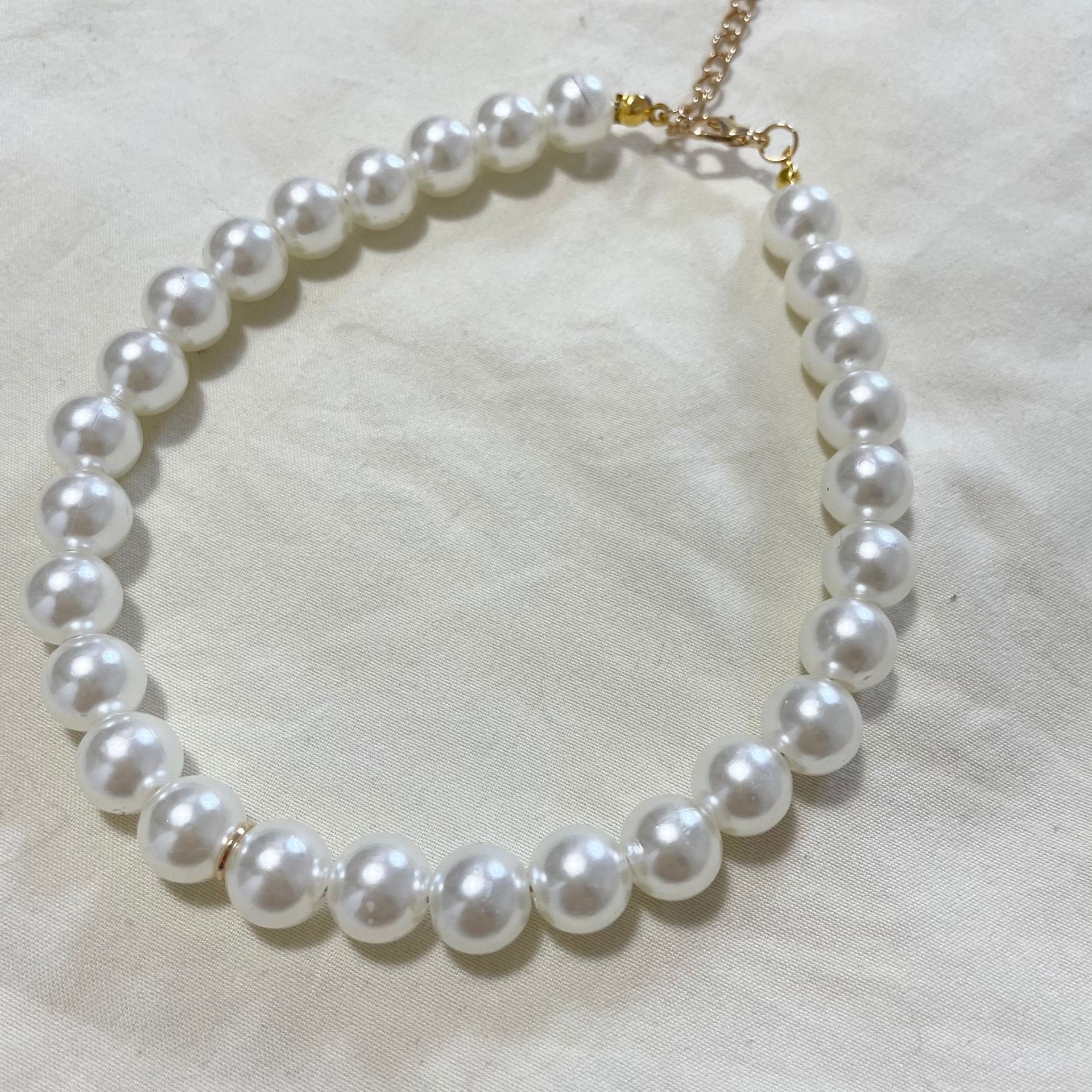 Small design quality long necklace pearl