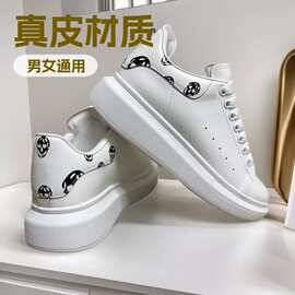 男女骷髅印花铆钉镶嵌厚底小白鞋新款百搭潮流增高休闲情侣运动鞋