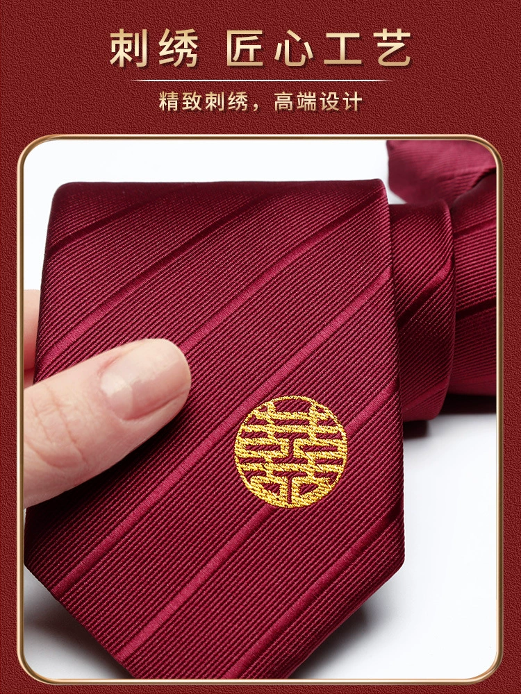 Red tie, classic suit with zipper