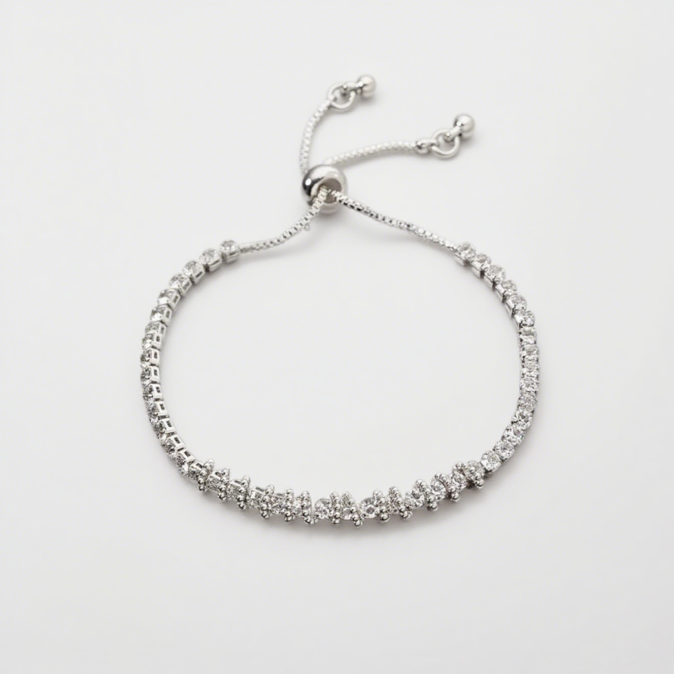 Elegant Rhinestone Claw Chain Bangle With Adjustable Round Bead_voghion.com
