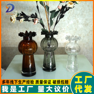 ������ƿ͸�����ڲ廨ˮ��ƿ�����͏d�Ҿ��b[���ֹ�������ƿ