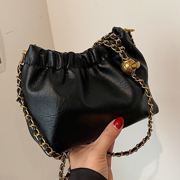 2025 New Fashion Popular Niche Design Retro Bag Women's Bag Commuter Chain Crossbody Bag Mini Bucket Bag