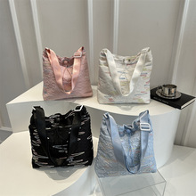 2025�����ް����������������e��ϵ�����������μ�б������Ů��