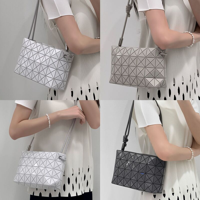 Japanese Home-Style Quilted Tofu Bag with Drawstring, Versatile Bucket Bag, Multi-Wearing Options, Handbag, Shoulder Bag, Crossbody Bag for Women Japanese Home-Style Quilted Tofu Bag with Drawstring, Versatile Bucket Bag, Multi-Wearing Options, Handbag, Shoulder Bag, Crossbody Bag for Women