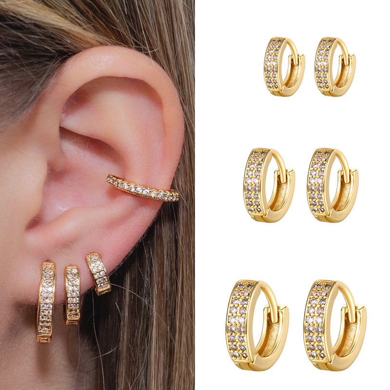 Simple Style Ear Buckle Copper Micro Inlaid Zircon Earrings display picture 1