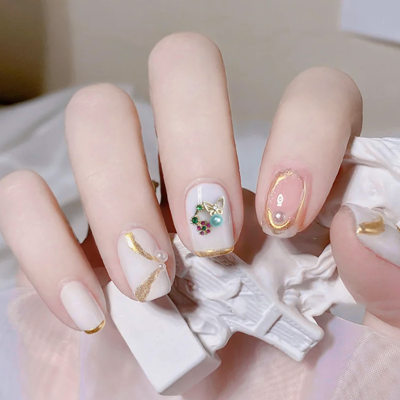 Internet Celebrant New Love Christmas Wreath Color Zircon Nail Jewelry Diamond Simple Retro Gem Nail Diamond Decoration