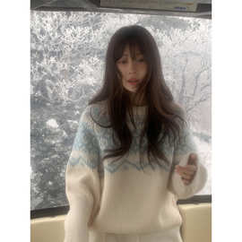 现 2025冬季新款韩国东大门温暖氛围感北欧提花羊毛针织毛衣