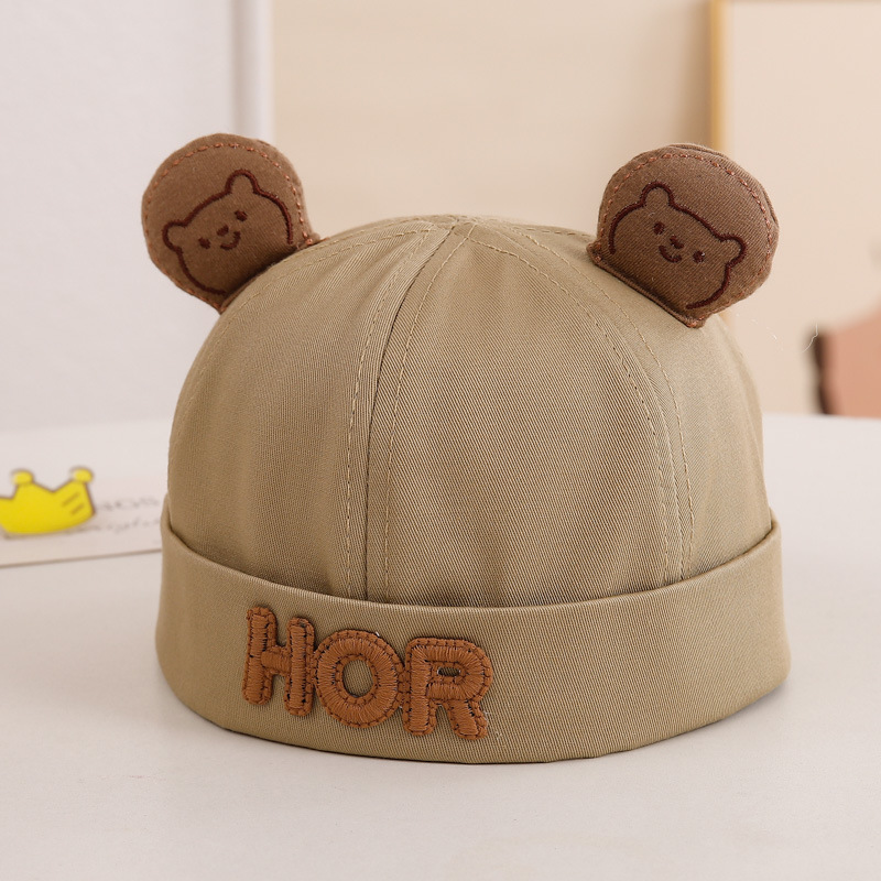 Bonito sombrero de bebé oso primavera y otoño delgado sombrero de piel de melón protector solar para hombres y mujeres, niños y niñas, mes pequeño, sombrero principal
