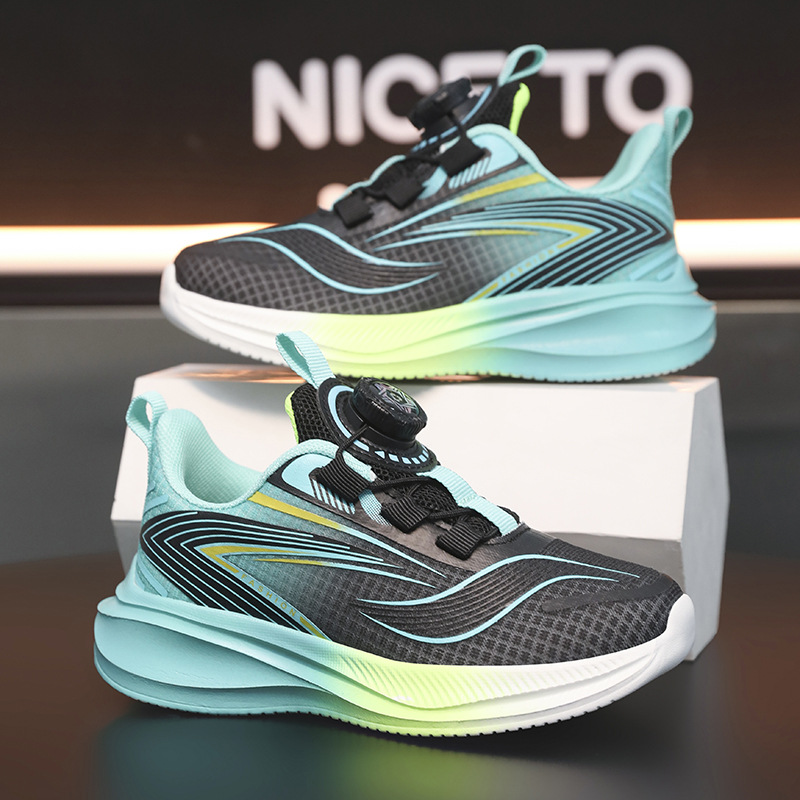 Zapatos para niñas 2025 verano nuevas zapatillas para correr con tabla de carbono de conejo rojo 2025 nuevas zapatillas de deporte transpirables de malla para niños