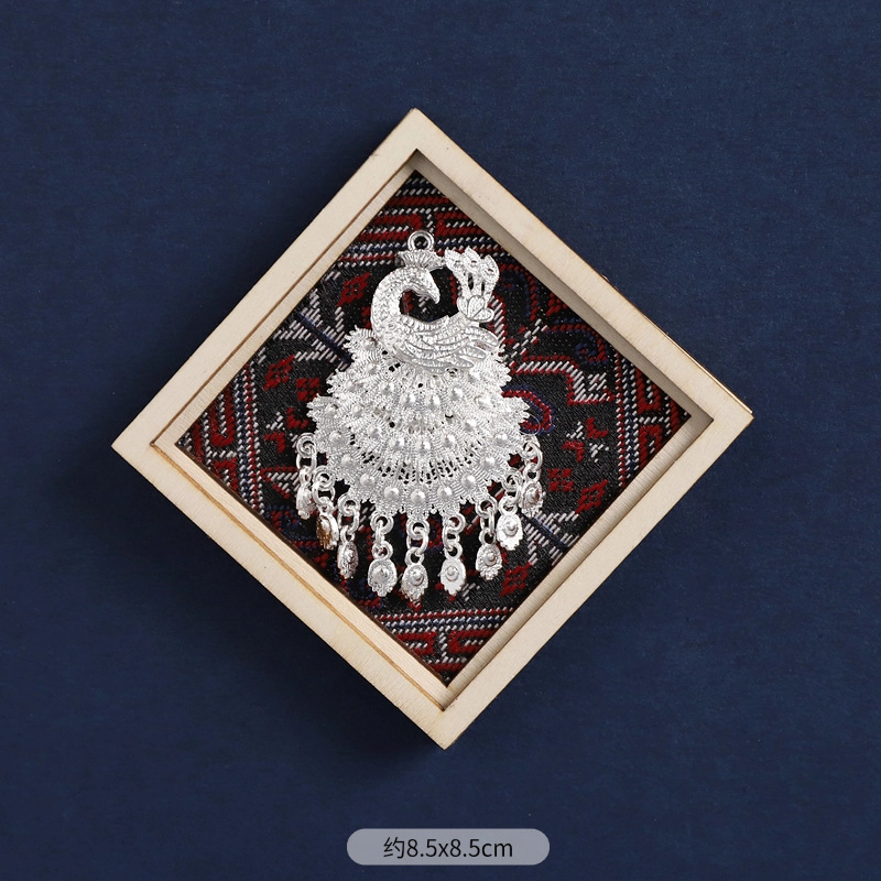 33-Zhuang Brocade Refrigerator Magnet (Fairy Feather Peacock)