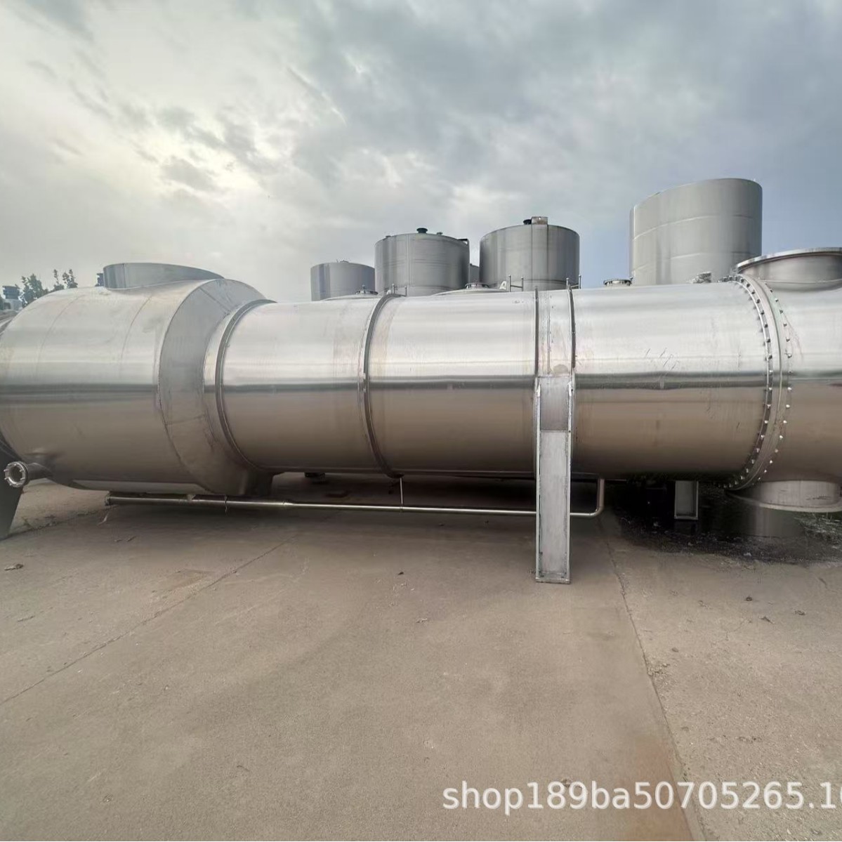 厂家生产1-100吨卧式储罐 304不锈钢 工业酒精桶装液体乙醇大容量