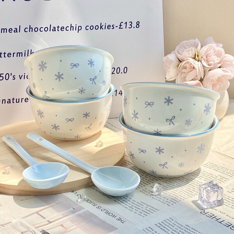 スノーフレークボウルとスプーン釉下色ガーリーハートセラミック食器インスタイルミルクブルー癒しセラミックデザートボウル|undefined