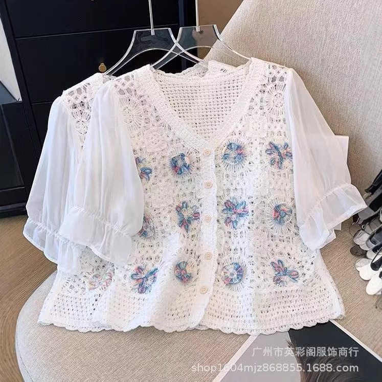 Retro knitted summer sweater
