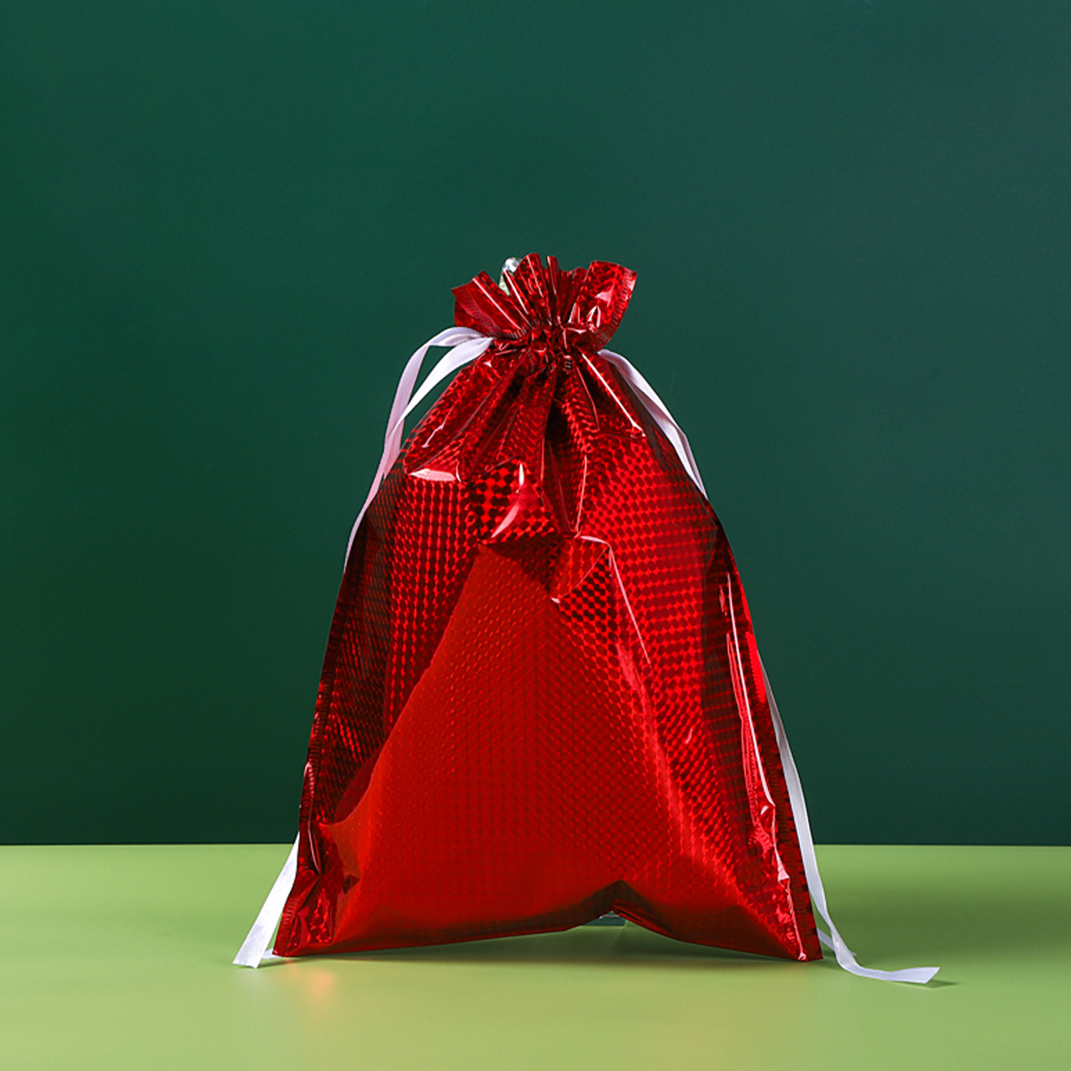 Inventario de cinta de cuerda de dibujo bolsas de dulces de plástico bolsas de regalo frescas bolsas de láser bolsas de regalo Navidad