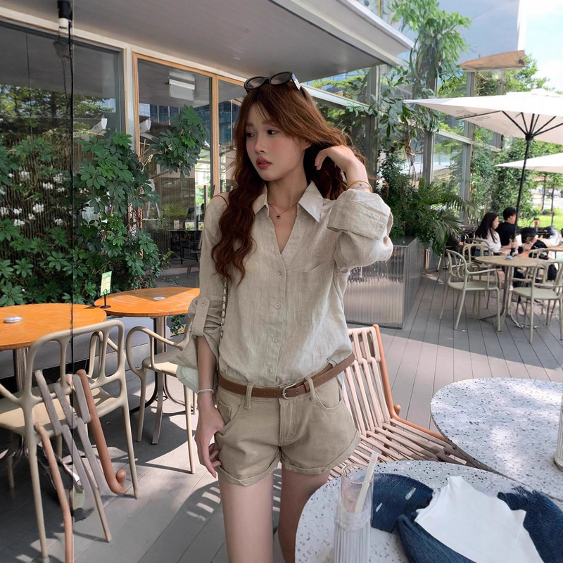 Original Hemp-Colored Linen Old Money Style Shirt for Women, Summer Thin Relaxed Design V-Neck Cotton-Linen Sun-Protective Top