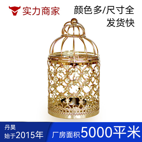 Light luxury scented candle holder, candle container, decorative candle stand, high-end wrought iron hollow-out decoration candle holder, candle tray