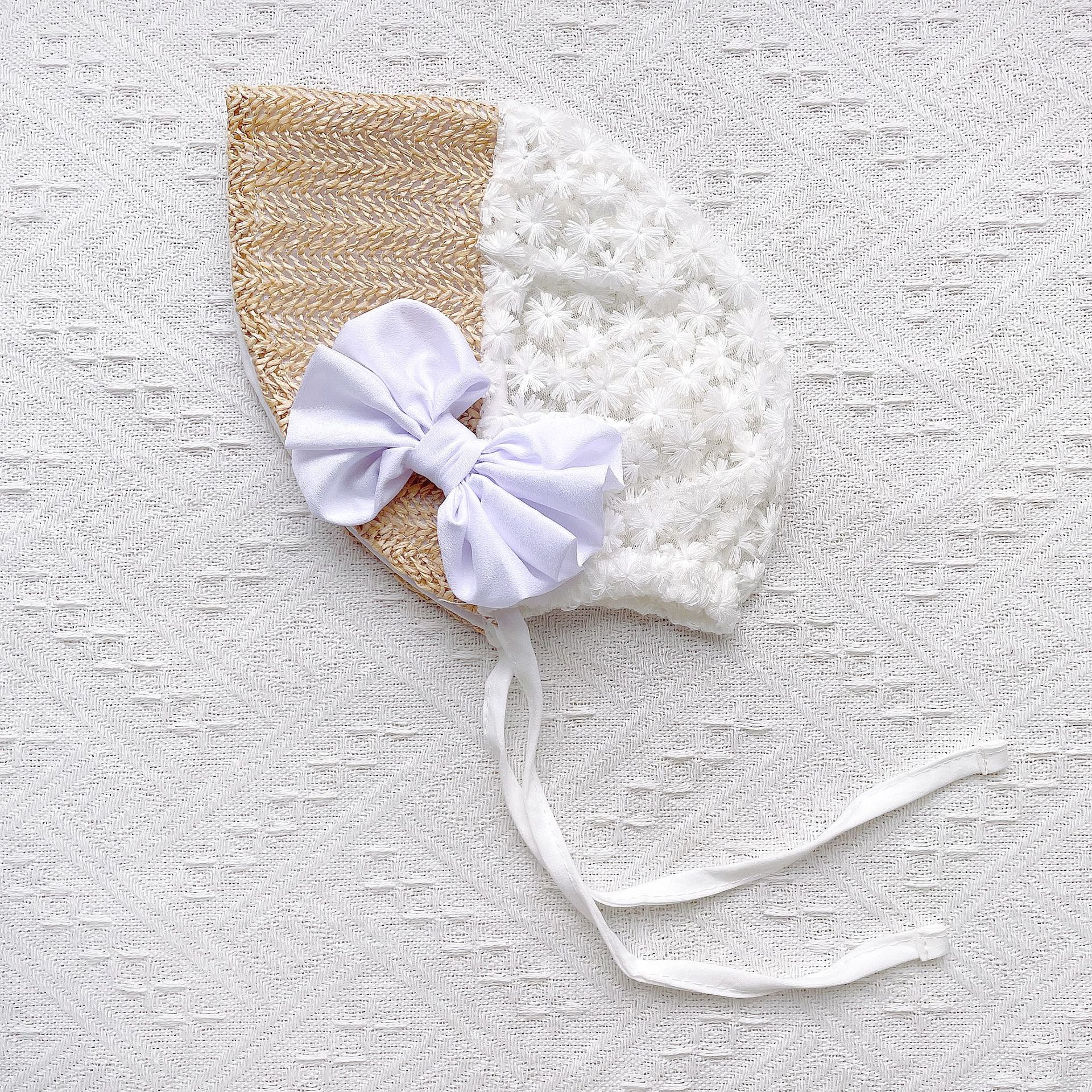 white flower.jpg