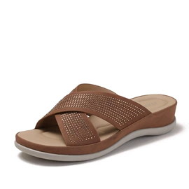 平底凉鞋;坡跟凉鞋;坡跟拖鞋