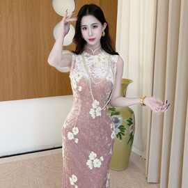 2026年夏国风旗袍新中式绝美粉色立体花百搭改良无袖旗袍立体粉花