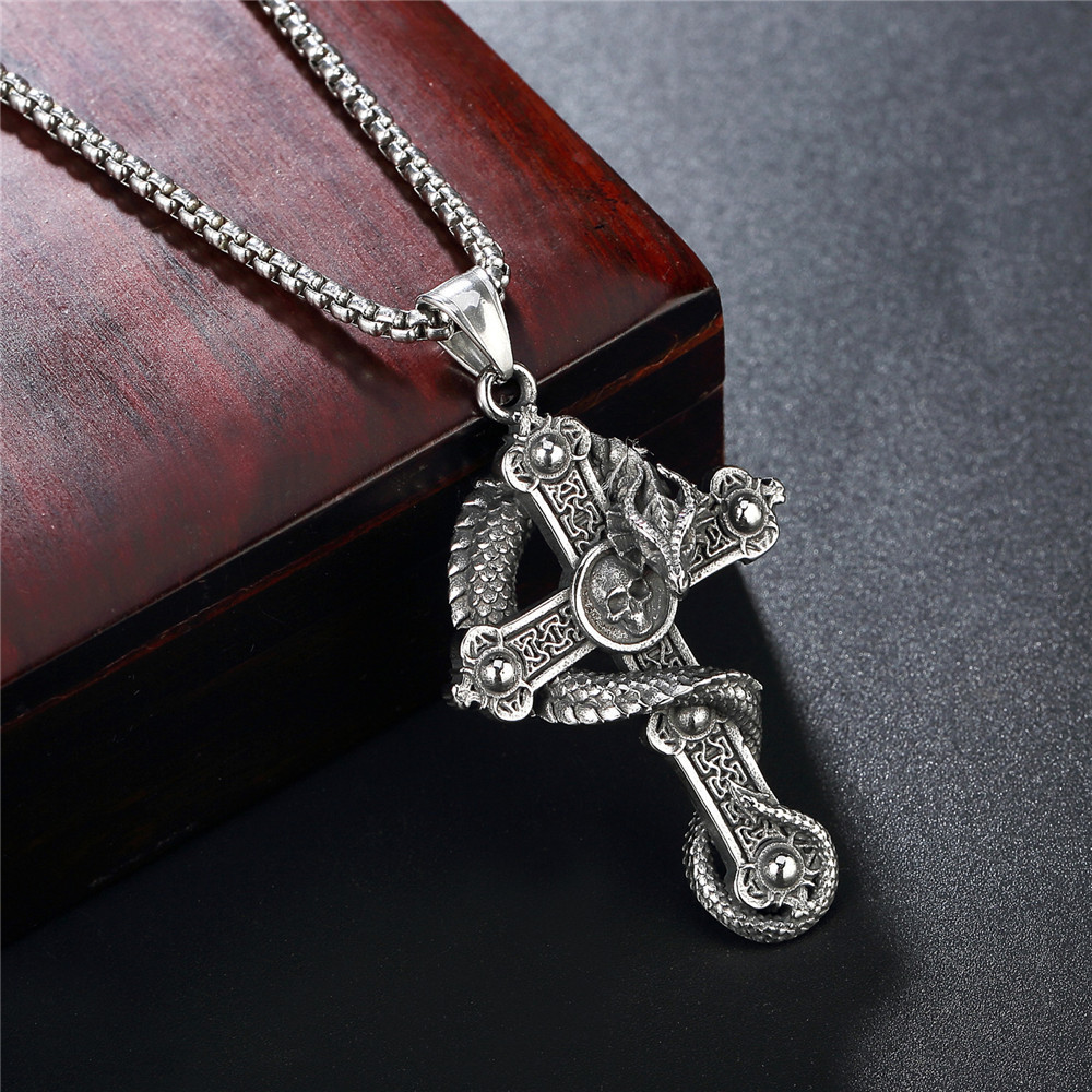 Neue europäisch-amerikanische Titan-Halskette mit Kreuz- und Drachenanhänger, Vintage-Punk-Halskette aus Edelstahl, Direkt vom Hersteller_voghion.com